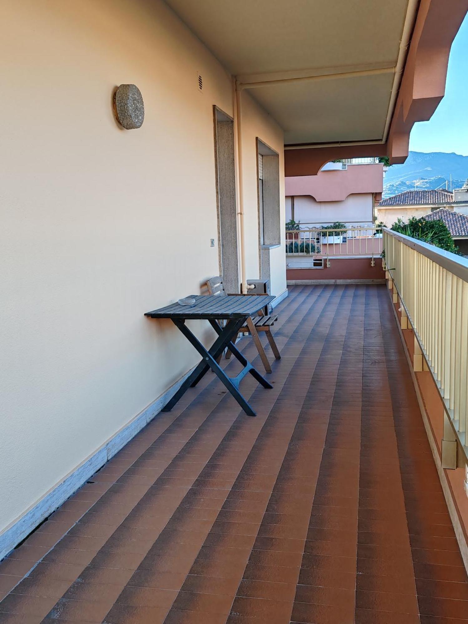 Relax Al Mare Appartement Vallecrosia Buitenkant foto